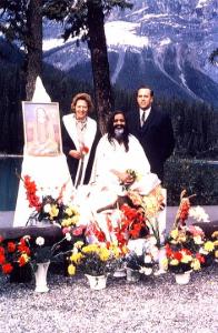 Eileen and Hubert with Maharishi