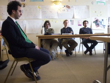 AmineKouider:RachelLeathe:The Courier